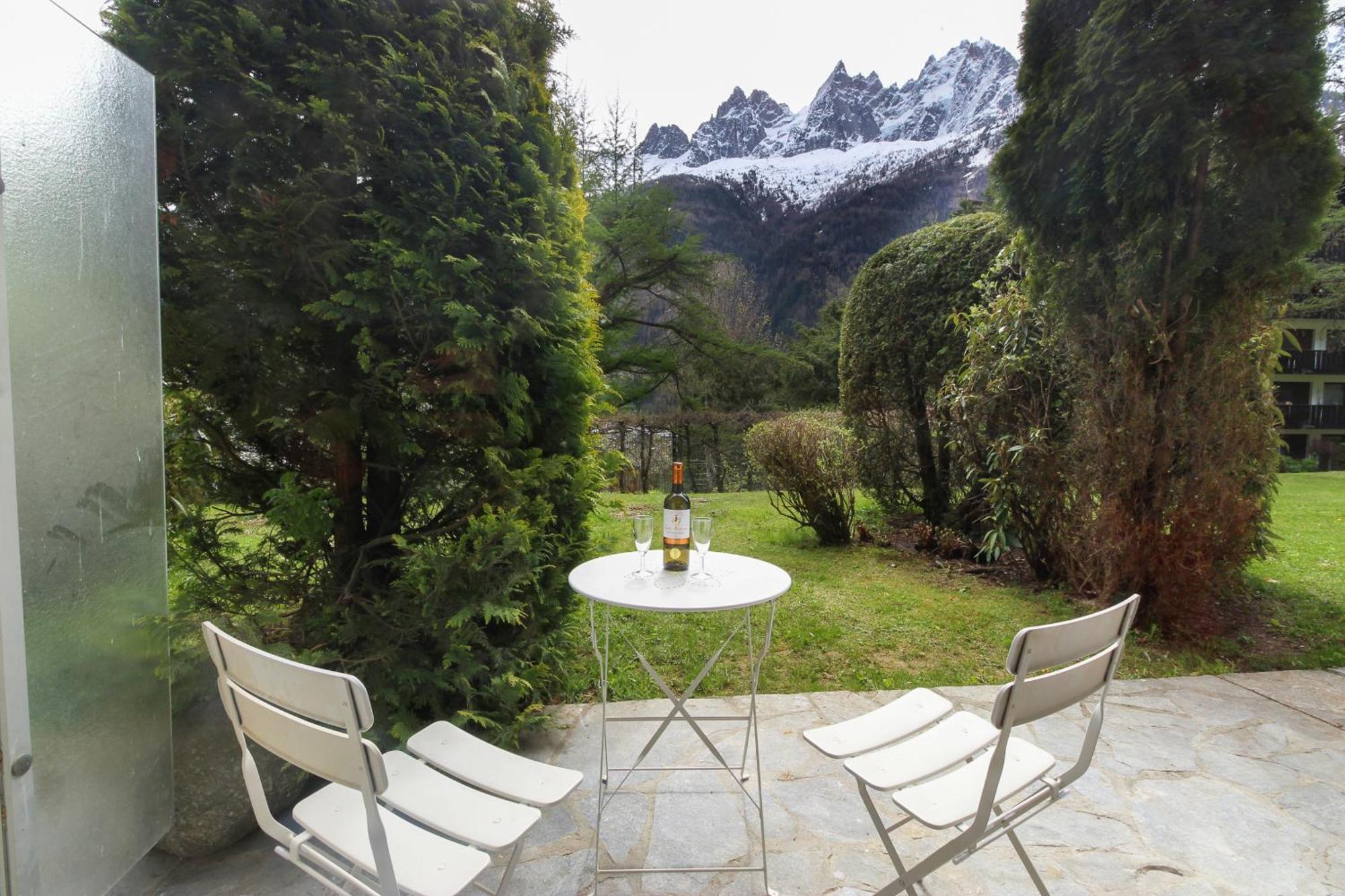Du Brevent - Village * Chamonix